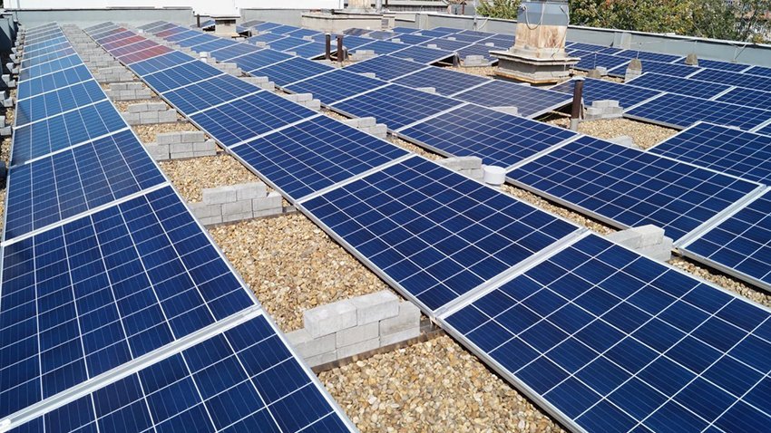 NAPELEMEK JAVÍTJÁK A KÓRHÁZ ENERGIAGAZDÁLKODÁSÁT