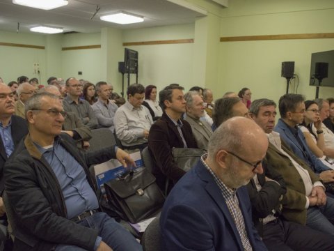 VILÁGHÍRŰ PROFESSZOROK, MAGYARORSZÁGON EGYEDÜLÁLLÓ MŰTÉTI ELJÁRÁSOK A JAHN FERENC KÓRHÁZBAN