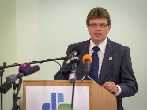 30 MILLIÁRDBÓL ÚJUL MEG A DÉL-PESTI KÓRHÁZ