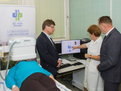 KORSZERŰ PAJZSMIRIGY KAMERÁVAL BŐVÜLT A DÉL-PESTI KÓRHÁZ MŰSZERPARKJA
